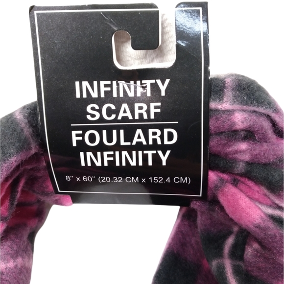 Checkered Plaid Pink Infinity Scarf and Gloves New - Picture 4 of 5